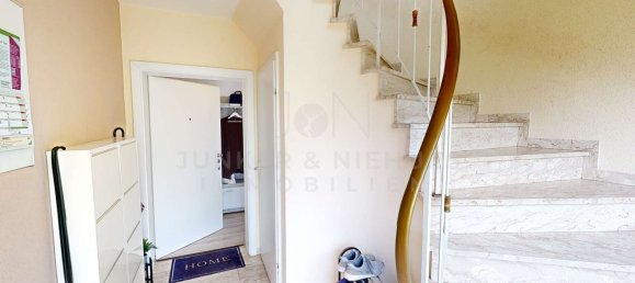 8-salle Maison de ville à Gutersloh, Germany No. 238928 4