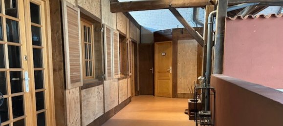 5 غرف نوم بناية في Limoges, France رقم 355070 18