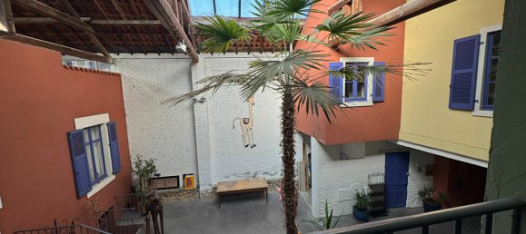 5 غرف نوم بناية في Limoges, France رقم 355070 11