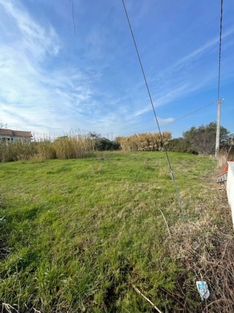 Grundstück in Miglianico, Italy 2550m², Nr. 172276