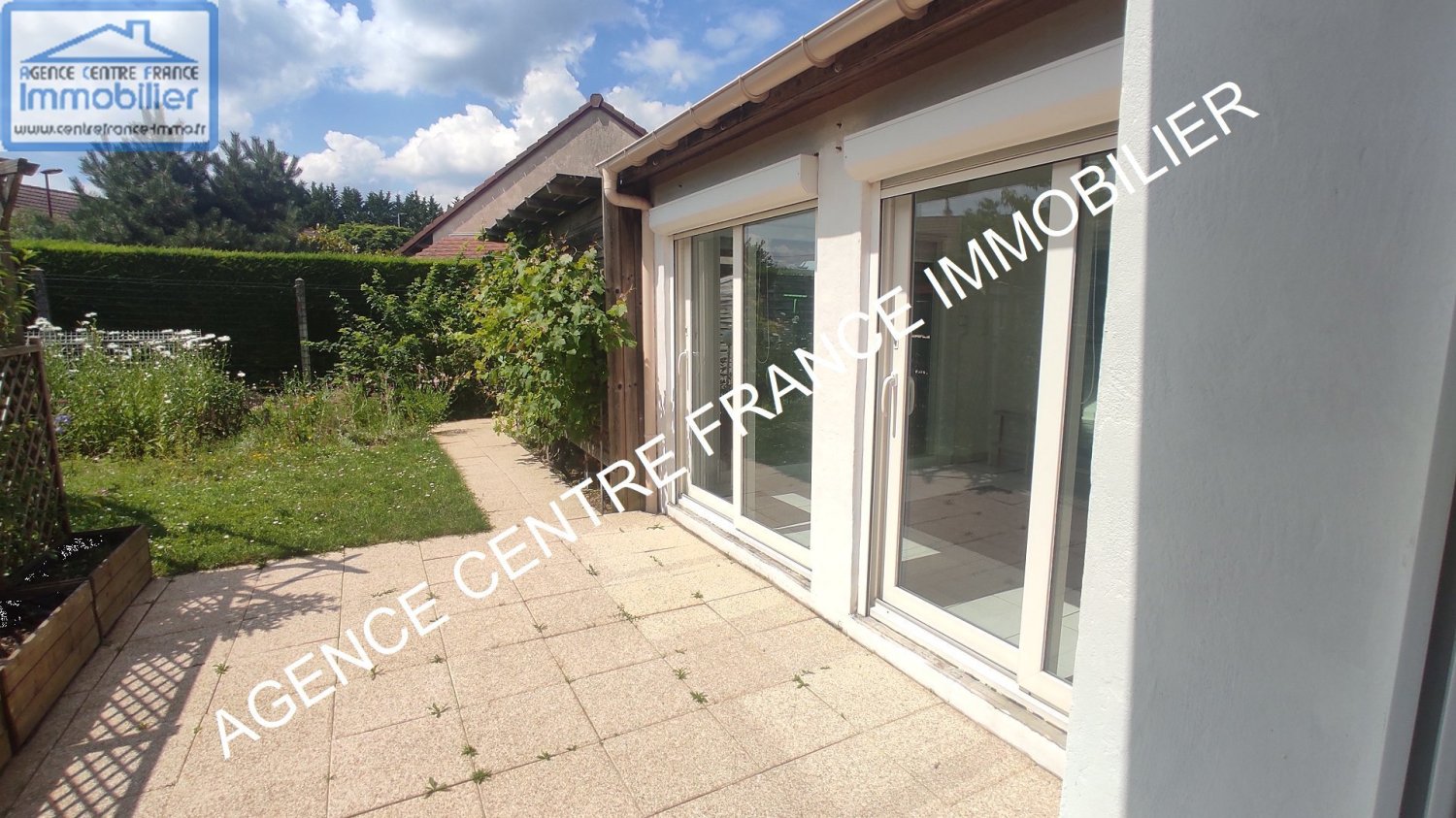 4 Schlafzimmer Haus in Trouy, France, Nr. 224068