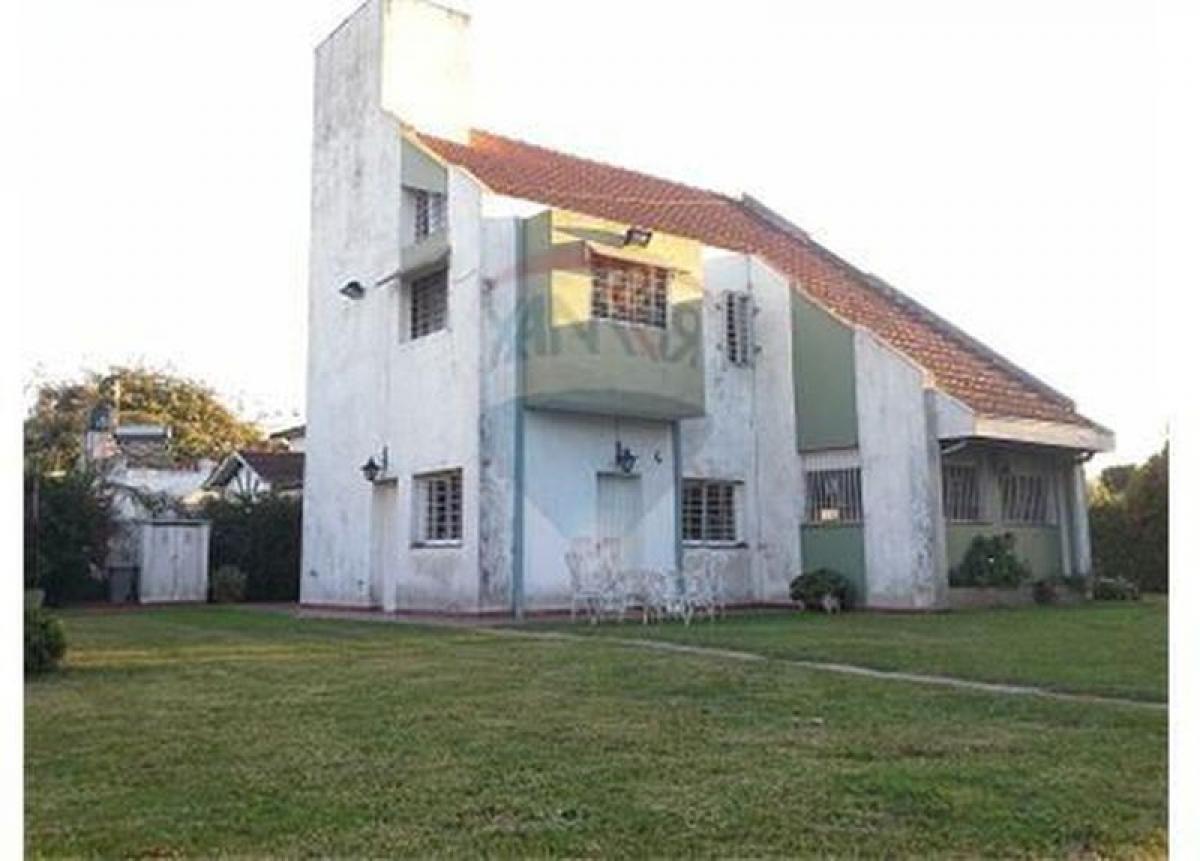 4 bedrooms House in Merlo, Argentina No. 51071