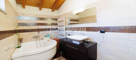 5 rooms Villa in Ivrea, Italy No. 1830 18