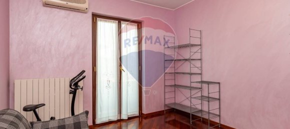 3 Schlafzimmer Wohnung in Uboldo, Italy, Nr. 54935 16