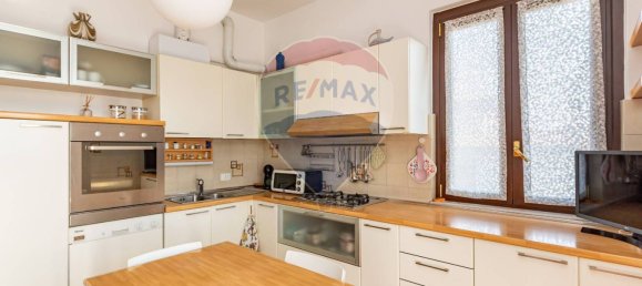 3 Schlafzimmer Wohnung in Uboldo, Italy, Nr. 54935 9