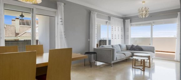 3 bedrooms Penthouse in Fuengirola, Spain No. 186627 5