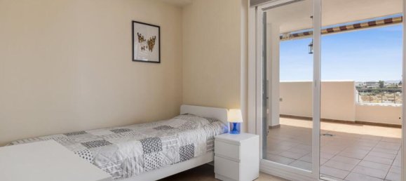 3 bedrooms Penthouse in Fuengirola, Spain No. 186627 10