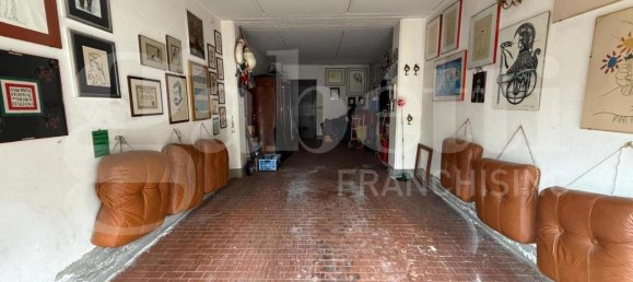 4 rooms Apartment in Prato, Italy No. 117835 45