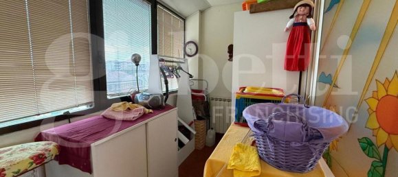 4 rooms Apartment in Prato, Italy No. 117835 41