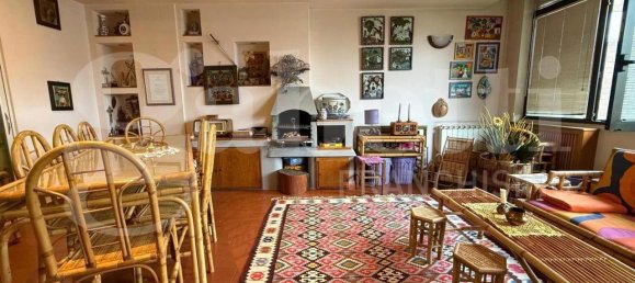 4 rooms Apartment in Prato, Italy No. 117835 4