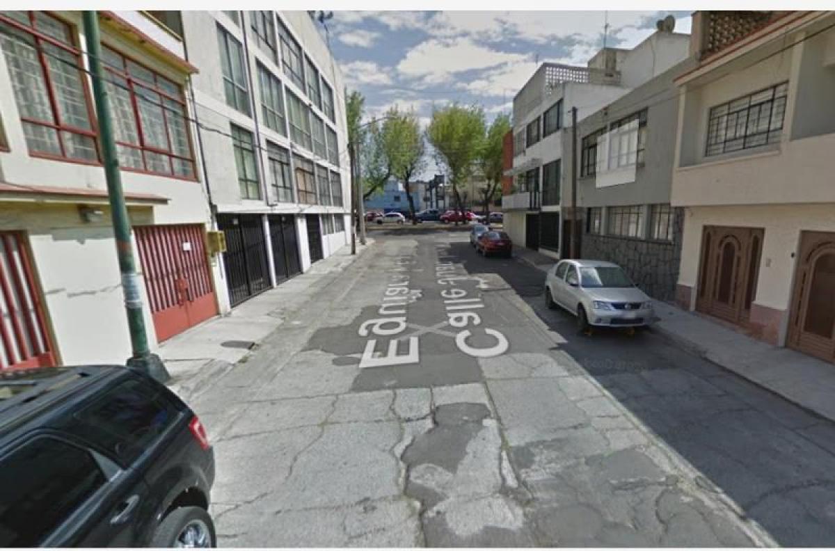 3 bedrooms House in Mexicali, Mexico No. 176944