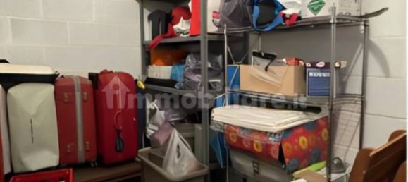 2 Schlafzimmer Wohnung in Cardano al Campo, Italy, Nr. 5463 9