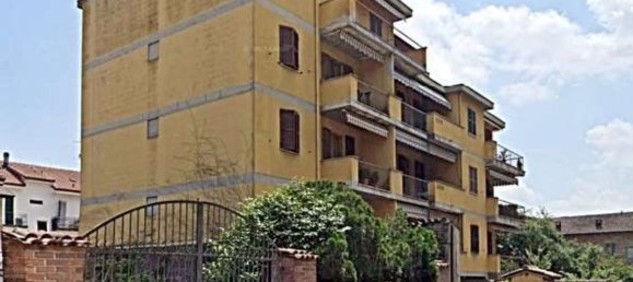 Apartamento de 2 habitaciónes en Robbio, Italy No. 196896 2