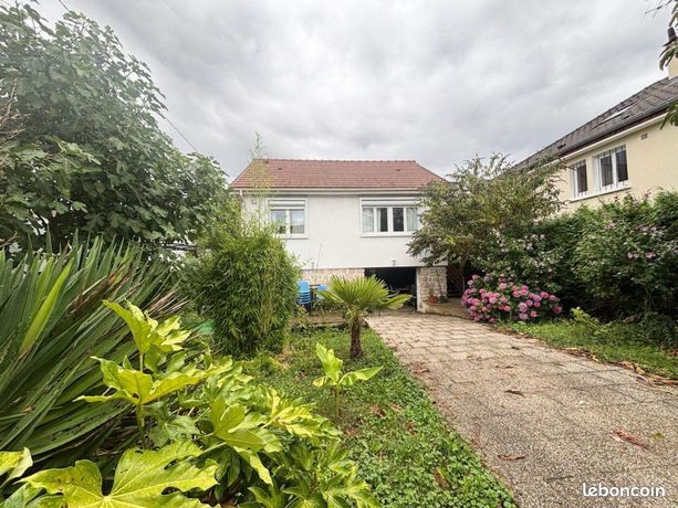 2 غرف نوم منزل في Goussainville, France رقم 305518