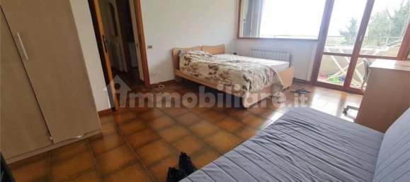4 chambres Appartement à Urbino, Italy No. 78673 11
