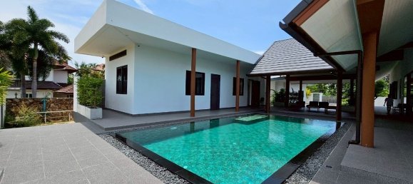 4 chambres house à louer à Pattaya, Chonburi, Eastern Thailand, Thailand № 60194 3