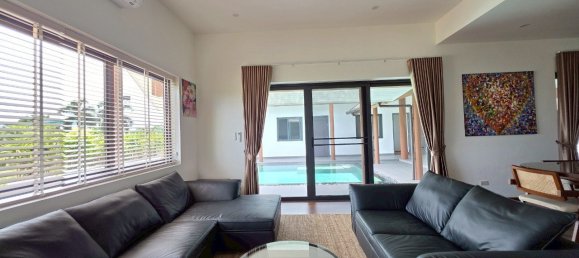 4 chambres house à louer à Pattaya, Chonburi, Eastern Thailand, Thailand № 60194 6