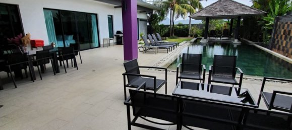5 bedrooms Villa in Bang Tao, Thailand No. 9311 18