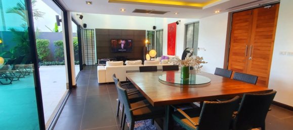 5 bedrooms Villa in Bang Tao, Thailand No. 9311 19