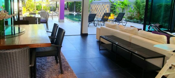 5 bedrooms Villa in Bang Tao, Thailand No. 9311 12