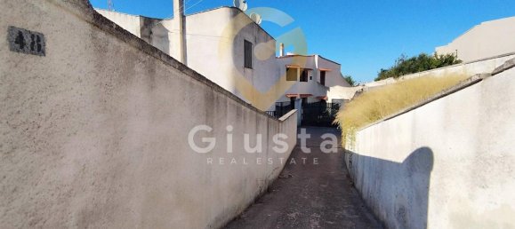 14 rooms House in Brindisi, Italy No. 143661 3