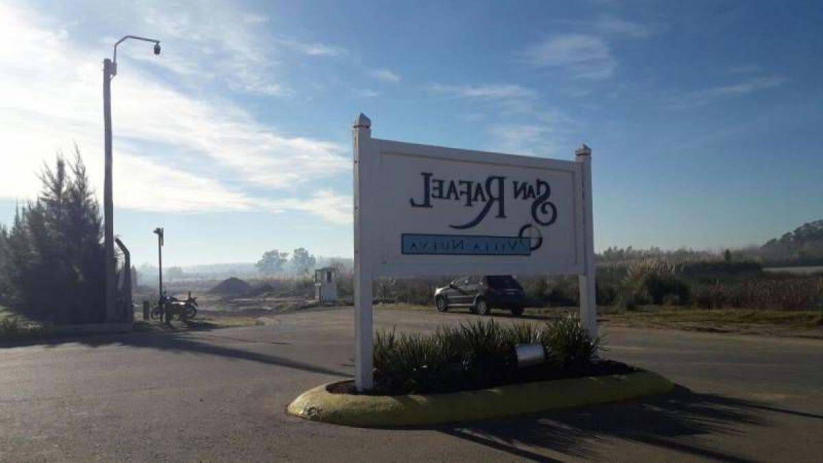 Дом с 4 спальнями в Тигре, Аргентина № 12822