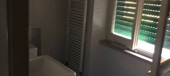 100m² Office in Terni, Italy No. 312663 8