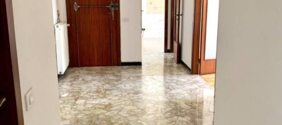 5غرفة شقة في Chiavari, Italy رقم 37001 14