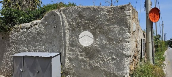 Дом с 2 комнатами в Палермо, Италия № 257751 4