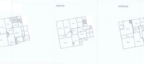 Casa de 10 habitaciónes en Malé, Italy No. 277374 2