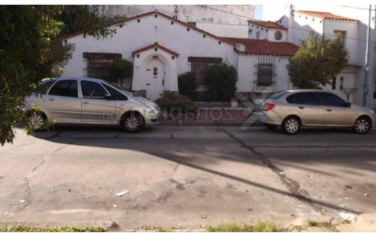 3 bedrooms House in Vicente Lopez, Argentina No. 57991