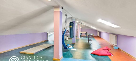 Вилла с 5 спальнями в Пино Торинезе, Италия № 304936 21