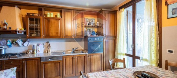 3 bedrooms House in Langhirano, Italy No. 358206 18