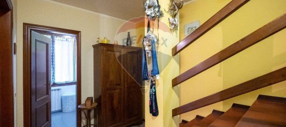 3 bedrooms House in Langhirano, Italy No. 358206 15