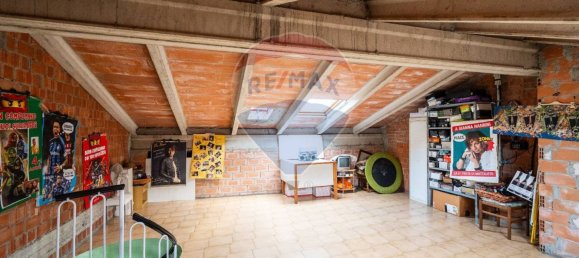 3 bedrooms House in Langhirano, Italy No. 358206 45