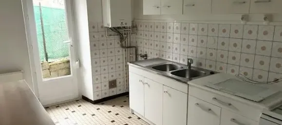 Moradia em banda de 4 divisões em Laon, France N.º 42141 3