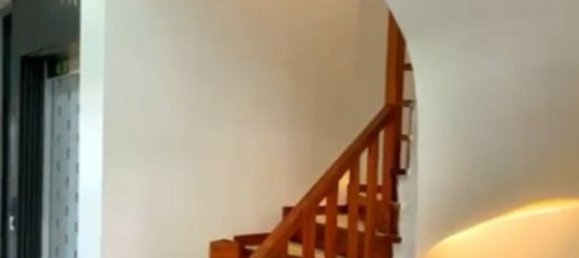 Villa 6+2 in Istanbul, Turkey No. 24710 9