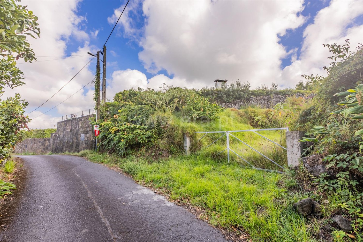 Land in Ponta Delgada, Portugal No. 301928