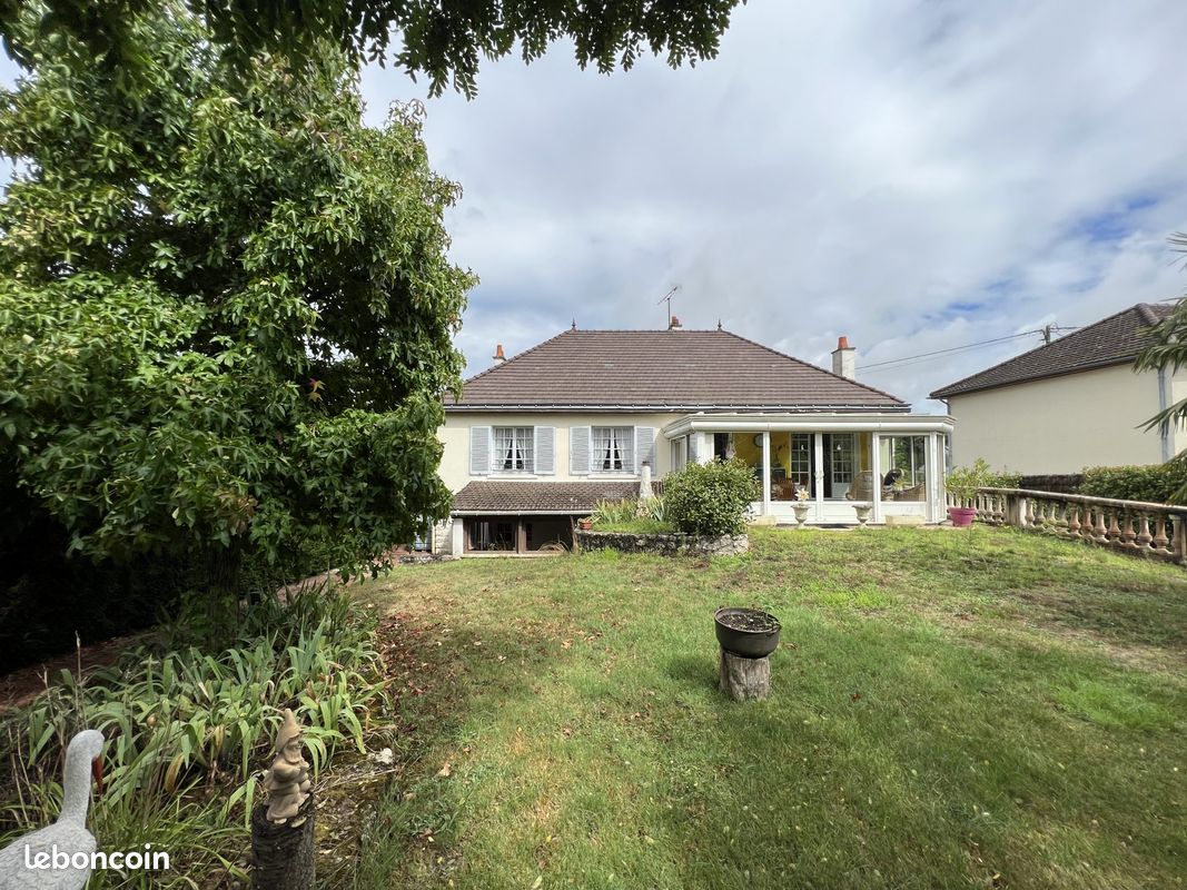 Casa T4 em Monts, France N.º 55261