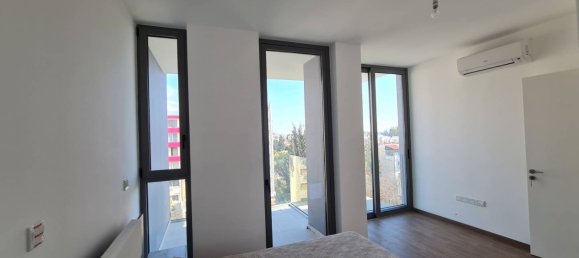 3 bedrooms Apartment in Limassol, Cyprus No. 821 8