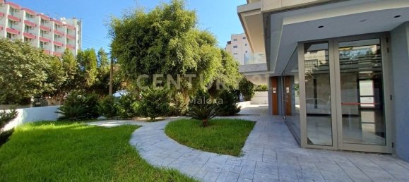 3 bedrooms Apartment in Limassol, Cyprus No. 821 3