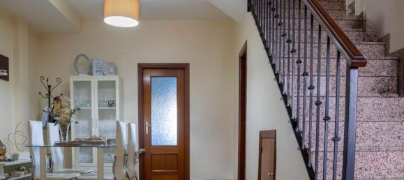 3 bedrooms Townhouse in Huelva, Spain No. 167010 2