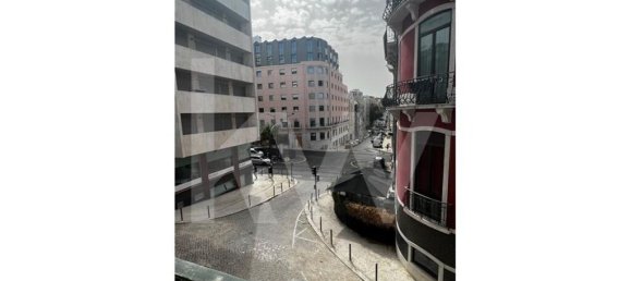 9 bedrooms Building in Lisbon, Portugal No. 80391 13