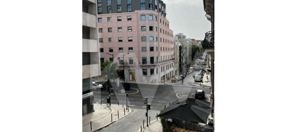 9 bedrooms Building in Lisbon, Portugal No. 80391 12