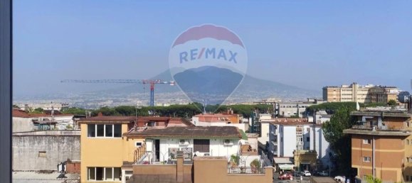 2 bedrooms Apartment in Naples, Italy No. 315582 3