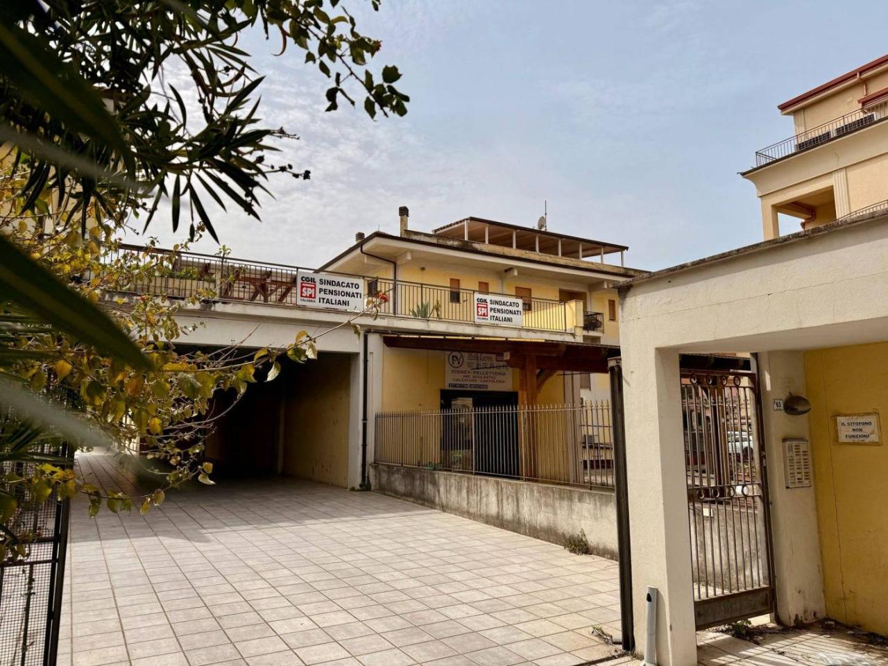 Пентхаус с 5 комнатами в Ламеция Терме, Италия № 42023