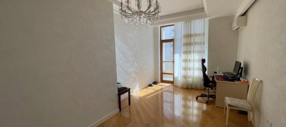 5 Schlafzimmer Wohnung in Nasimi, Azerbaijan, Nr. 1962 16