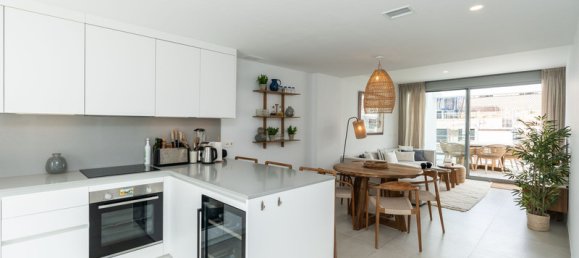 3 bedrooms Penthouse in Marbella, Spain No. 128964 14