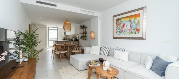 3 bedrooms Penthouse in Marbella, Spain No. 128964 9