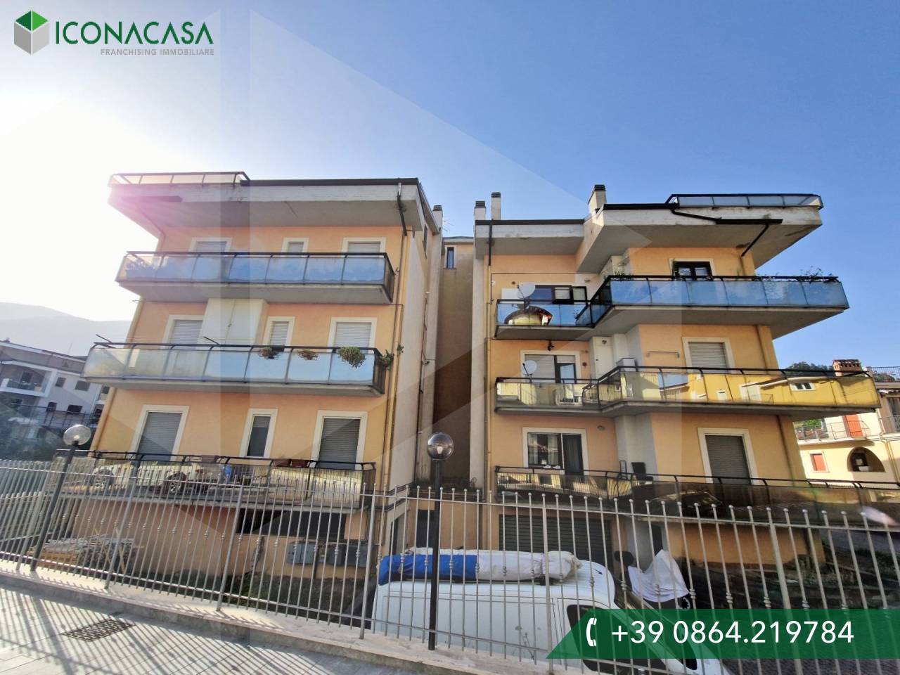 Квартира с 4 комнатами в Кастель ди Сангро, Италия № 18720